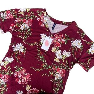 NWT floral tee shirt sleeve womens top floral small Pokwai